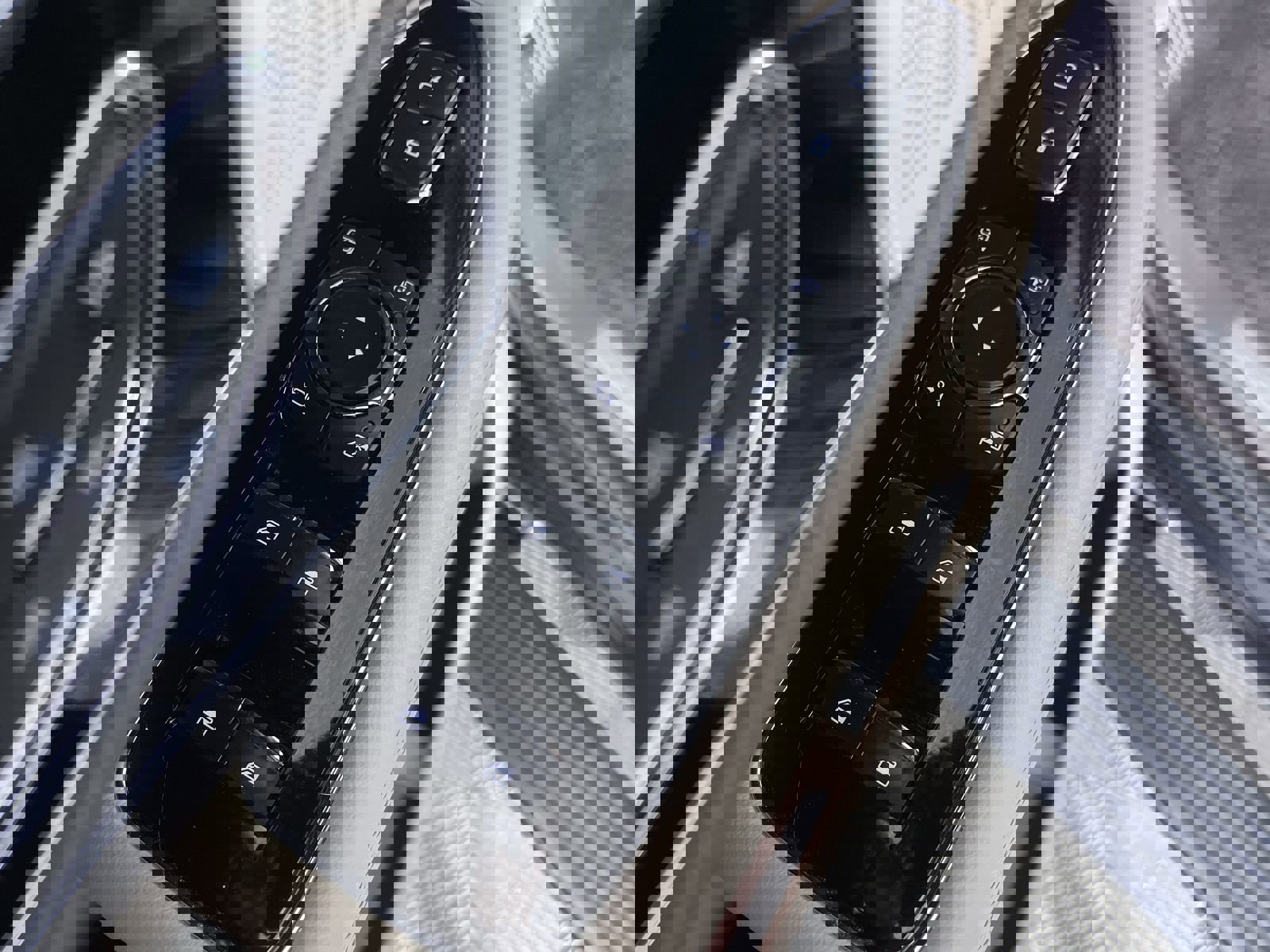 Used 2024 Lincoln Navigator L Reserve image 14