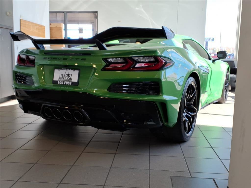 New 2026 Chevrolet Corvette Z06 w/ Z07 Performance Package image 14