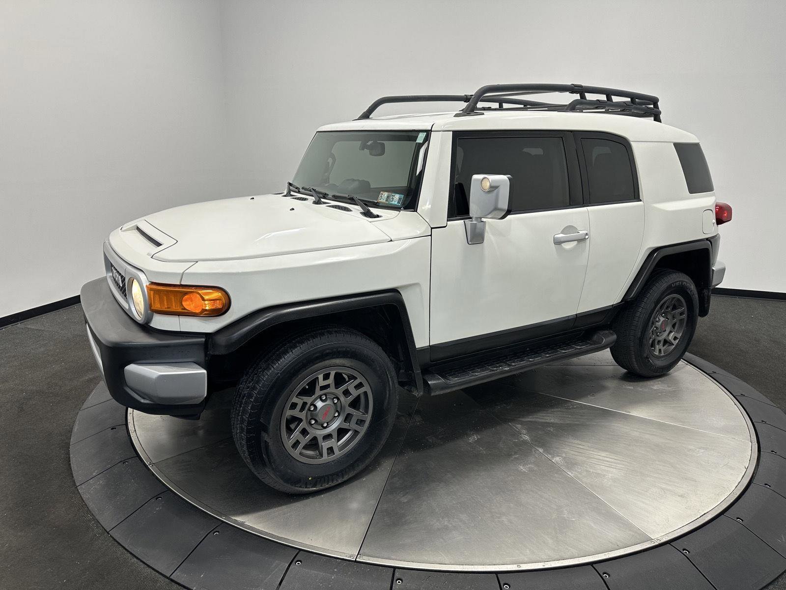 Used 2013 Toyota FJ Cruiser 4WD image 4