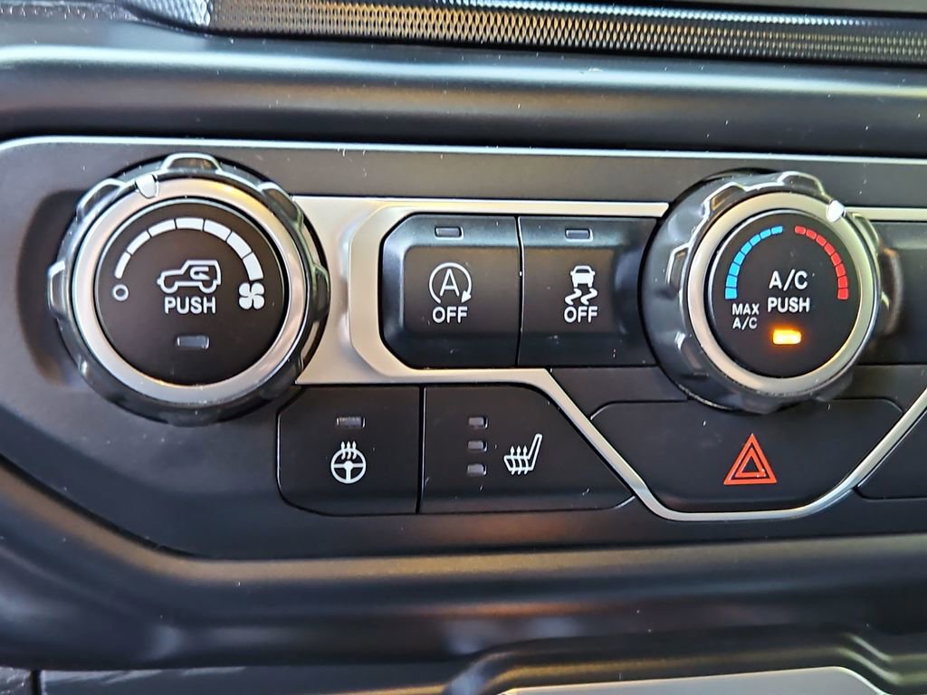 Used 2019 Jeep Wrangler Sport AWD/4WD image 18