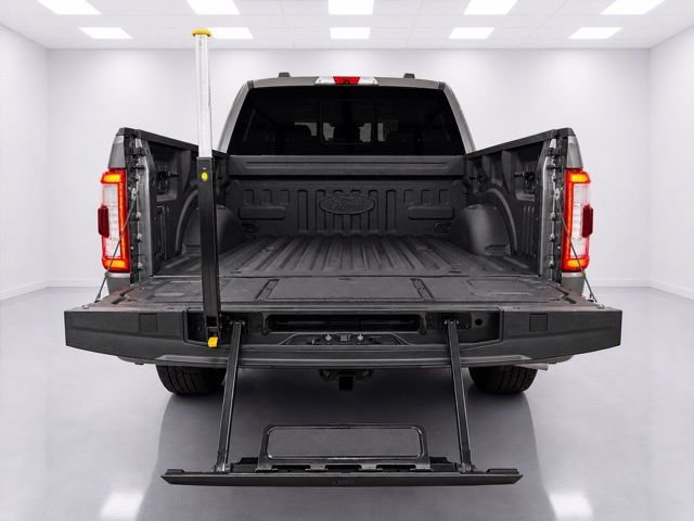 Used 2022 Ford F150 Lariat w/ Equipment Group 502A High AWD/4WD image 10