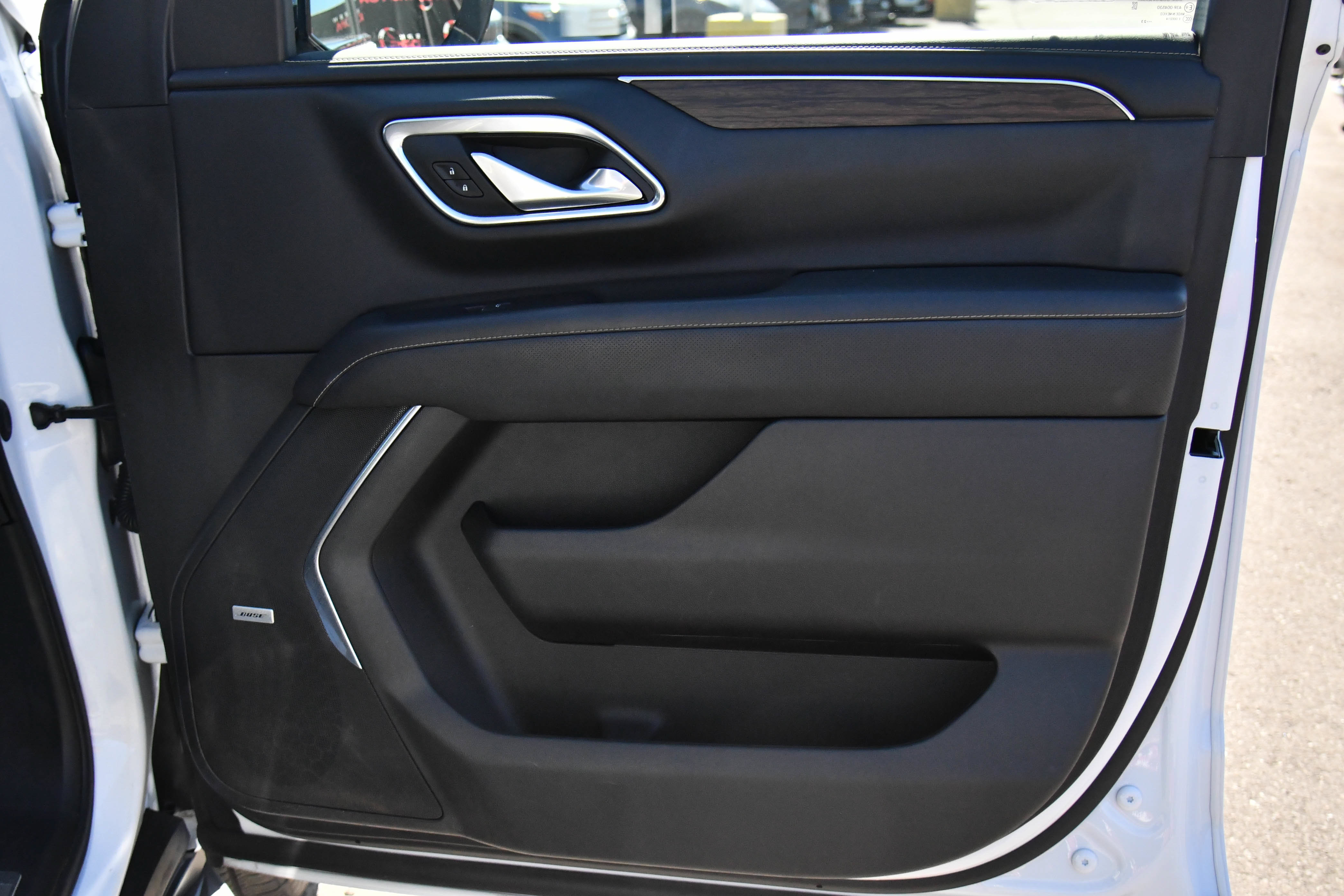 Used 2023 Chevrolet Suburban Premier RWD image 50