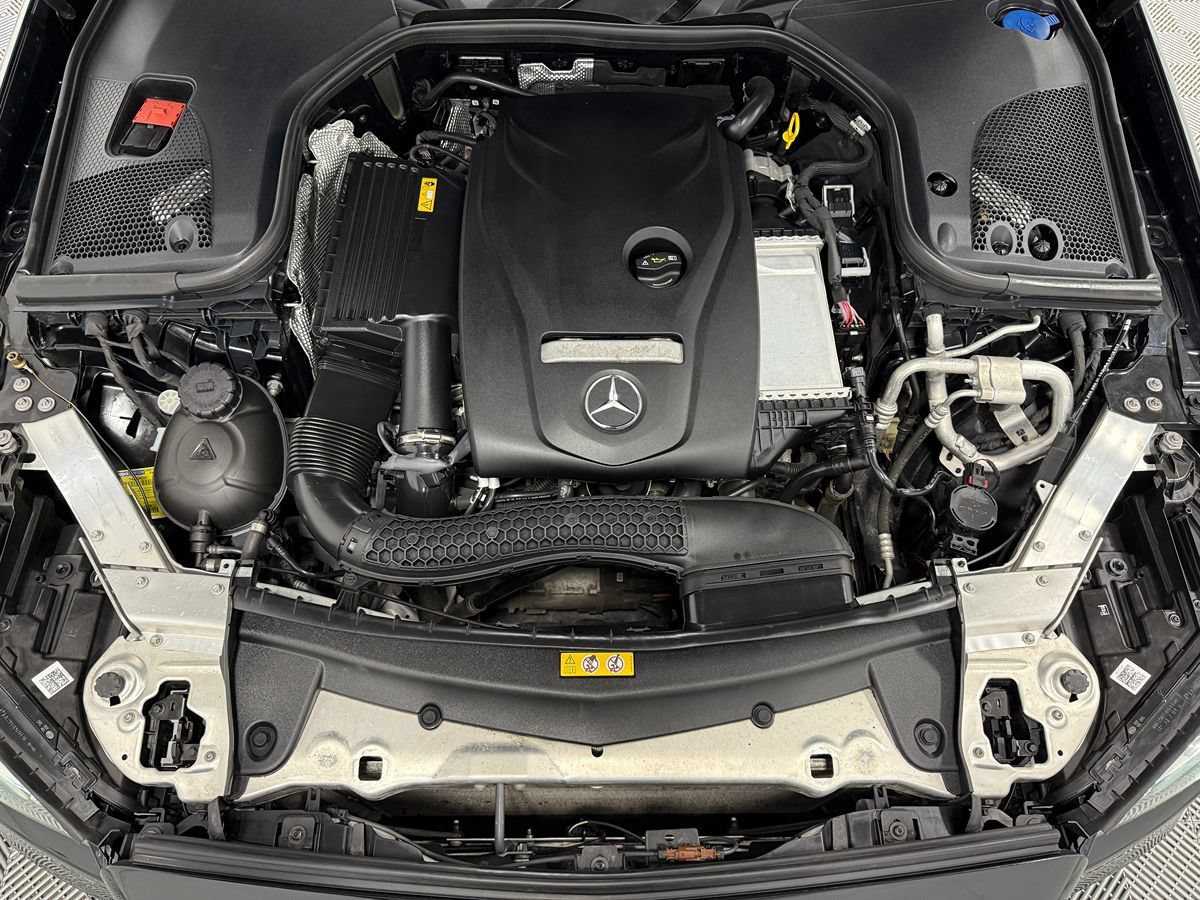 Used 2019 Mercedes-Benz E 300 4MATIC w/ Premium 1 Package image 37