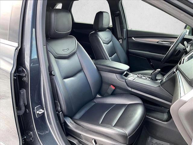 Certified 2023 Cadillac XT5 Luxury image 9