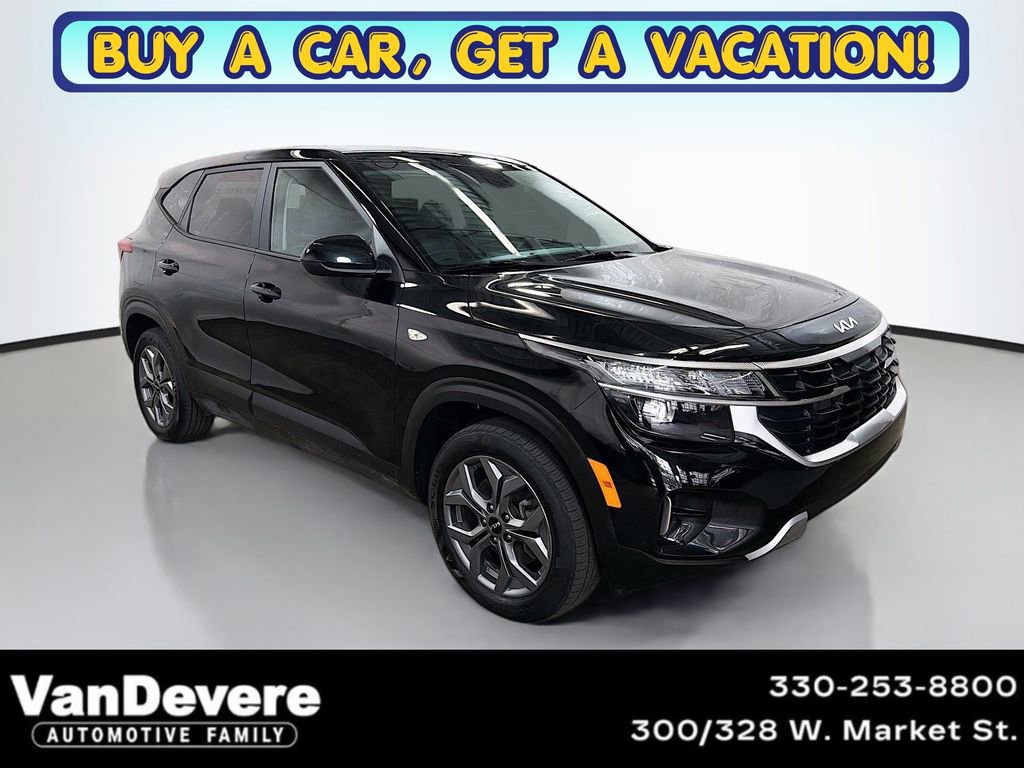 Used 2025 Kia Seltos LX AWD/4WD image 1