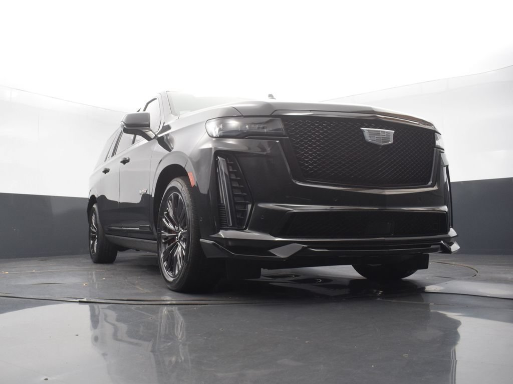 Certified 2024 Cadillac Escalade ESV V w/ LPO, ONYX Package AWD/4WD image 51