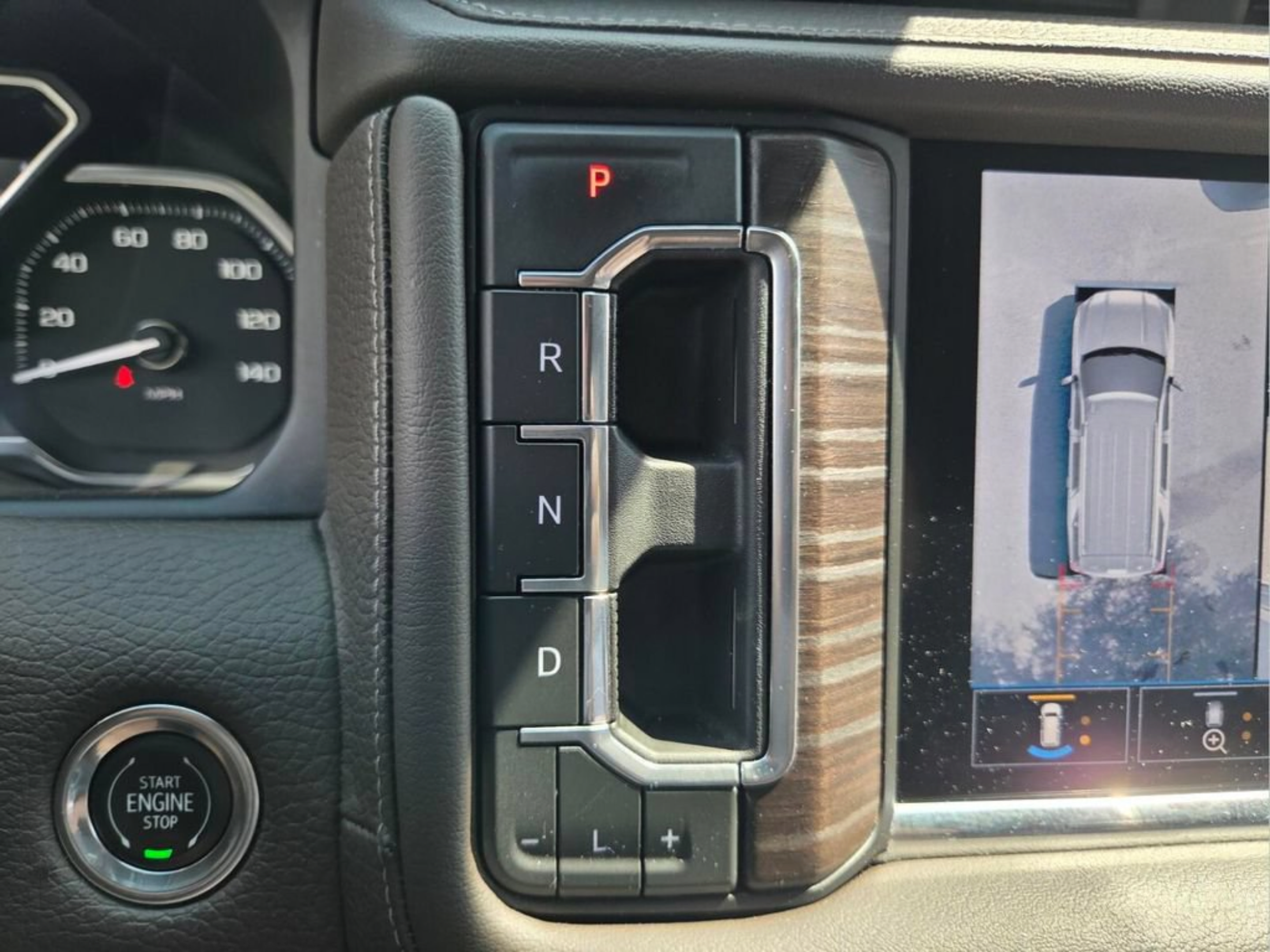 Used 2021 GMC Yukon XL Denali AWD/4WD image 30
