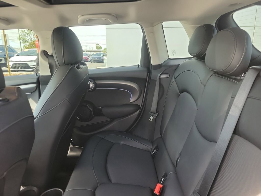 Used 2023 MINI Cooper S image 8