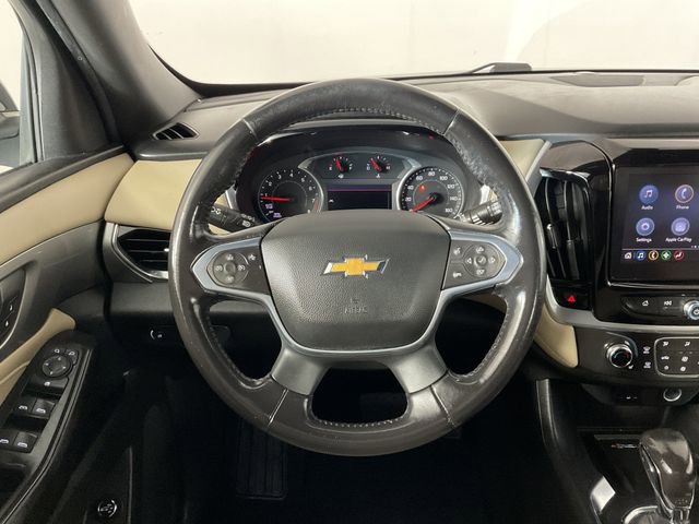 Used 2022 Chevrolet Traverse LT FWD image 9