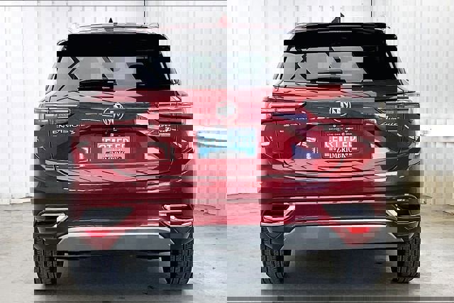 Certified 2023 Buick Envision Avenir image 4