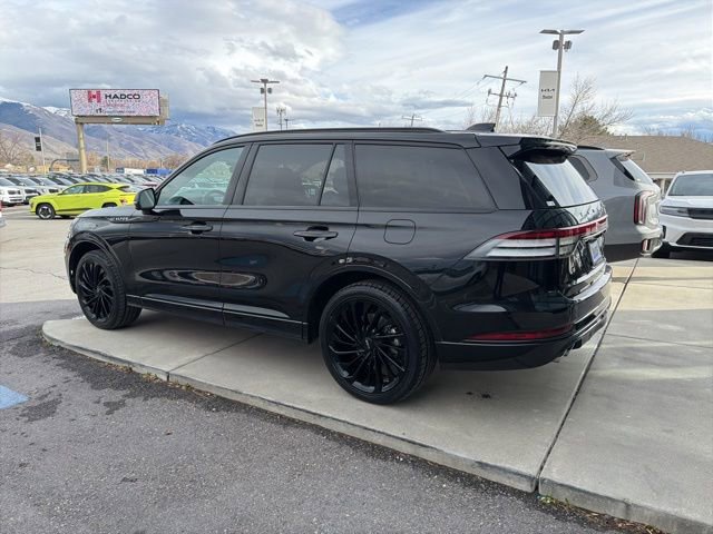 Used 2025 Lincoln Aviator Reserve w/ Equipment Group 201A image 3