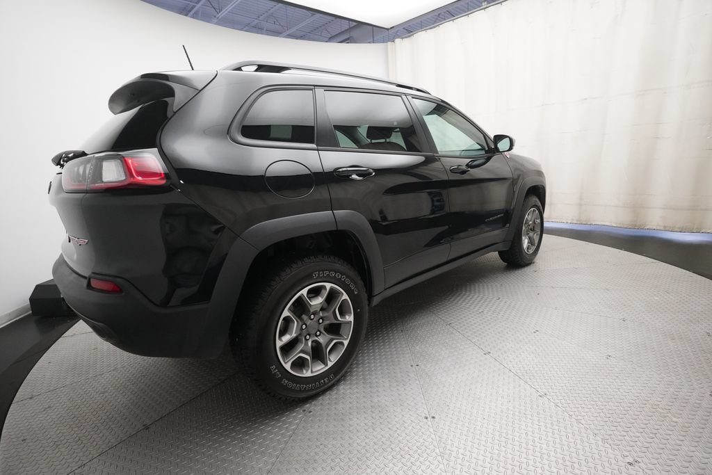 Used 2022 Jeep Cherokee Trailhawk w/ Comfort/Convenience Group AWD/4WD image 35