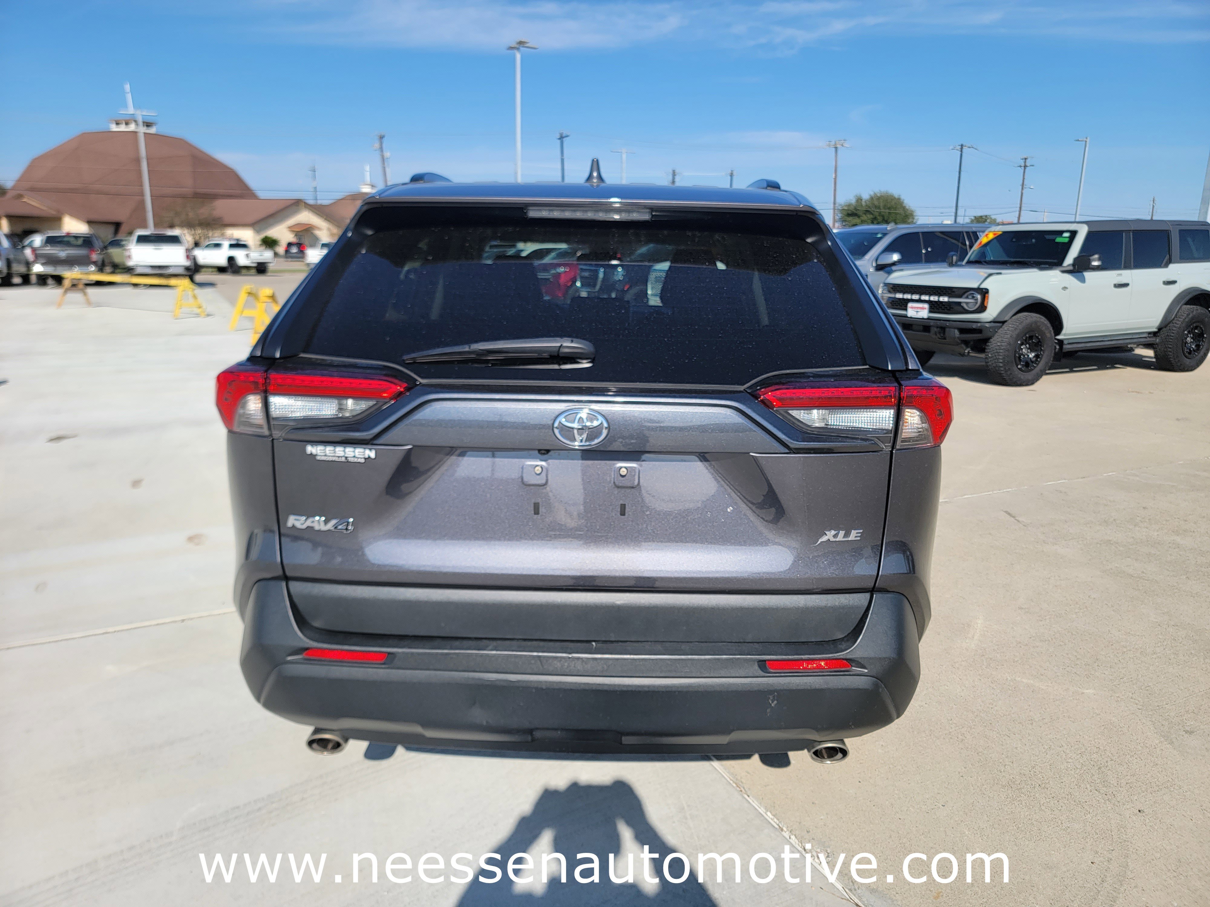 Used 2024 Toyota RAV4 XLE image 6