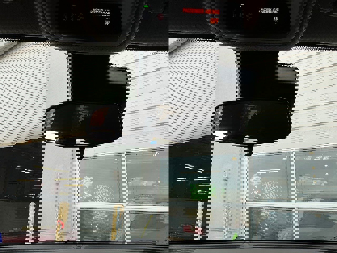 Used 2025 Buick Encore GX Preferred image 16