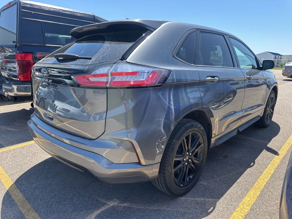 Used 2023 Ford Edge ST-Line AWD/4WD image 10