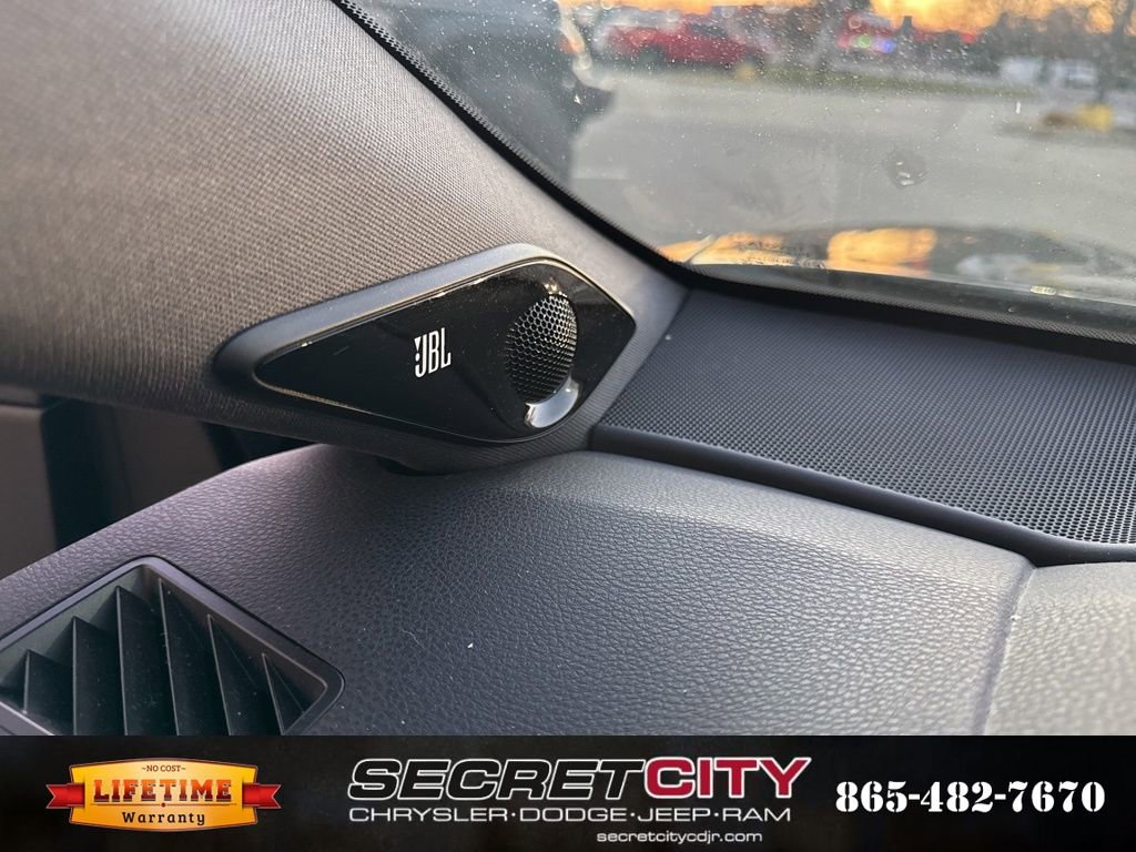 Used 2021 Toyota Avalon TRD image 37