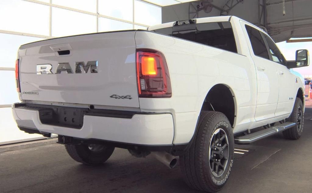 Used 2026 RAM 2500 Laramie AWD/4WD image 15