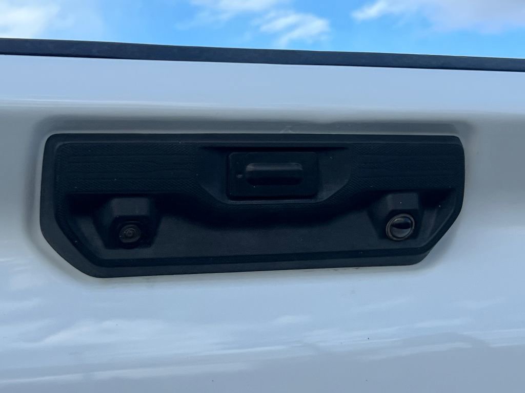 Used 2023 Chevrolet Silverado 2500 LT w/ Convenience Package image 16