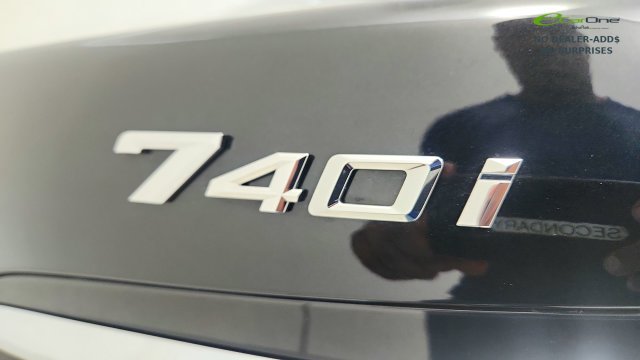 Used 2026 BMW 740i xDrive AWD/4WD image 34