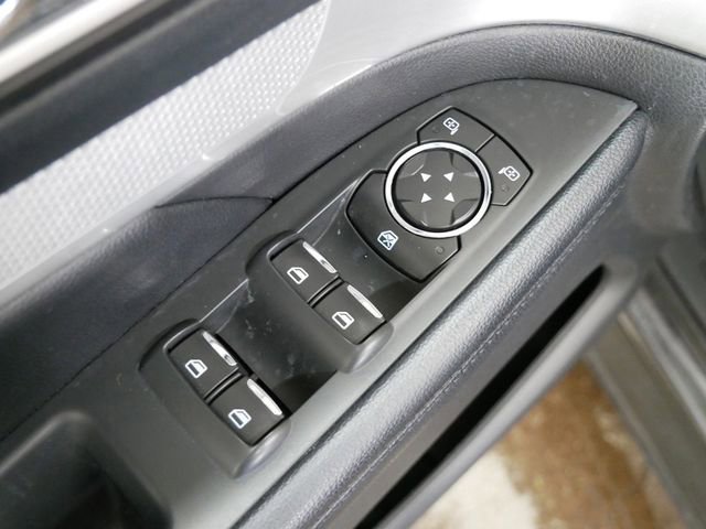 Used 2016 Ford Explorer XLT w/ Equipment Group 202A image 13