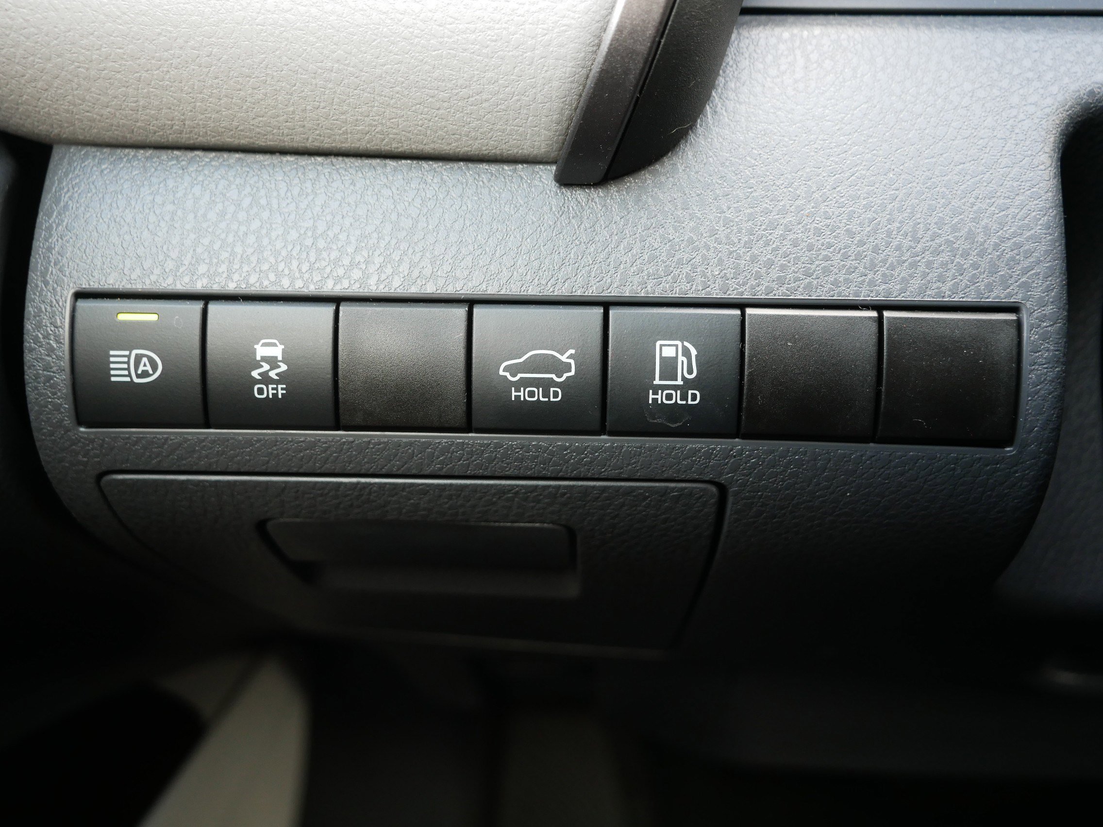 Used 2021 Toyota Camry LE FWD image 26