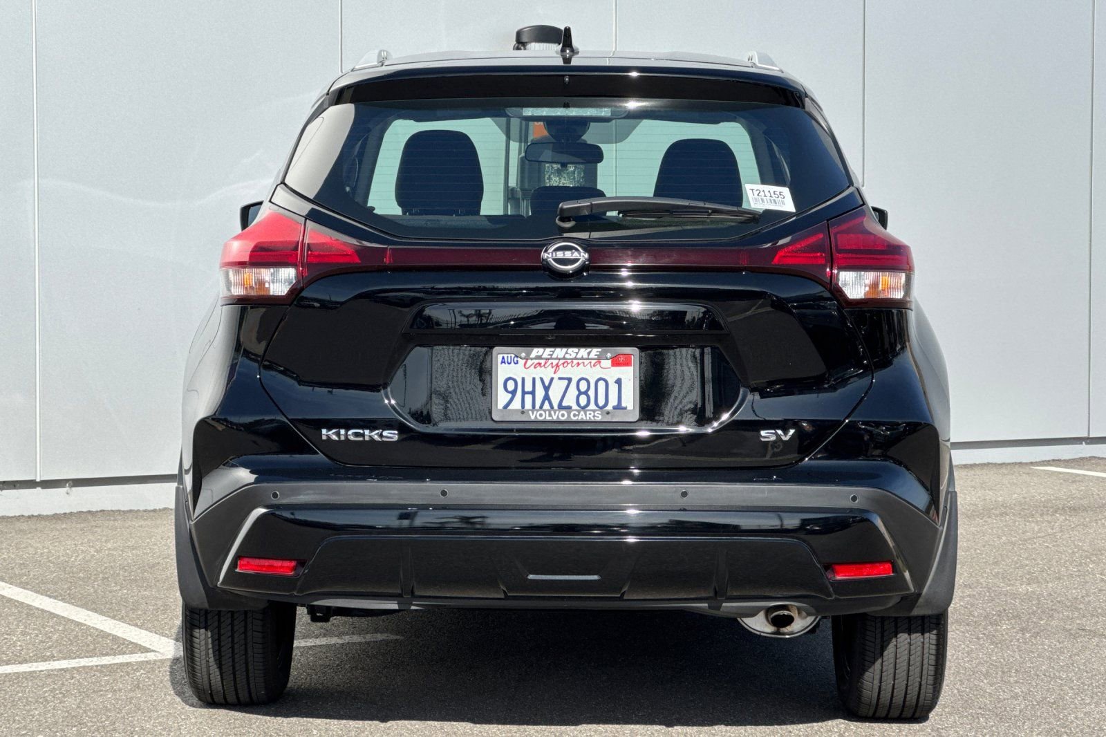 Used 2023 Nissan Kicks SV image 4