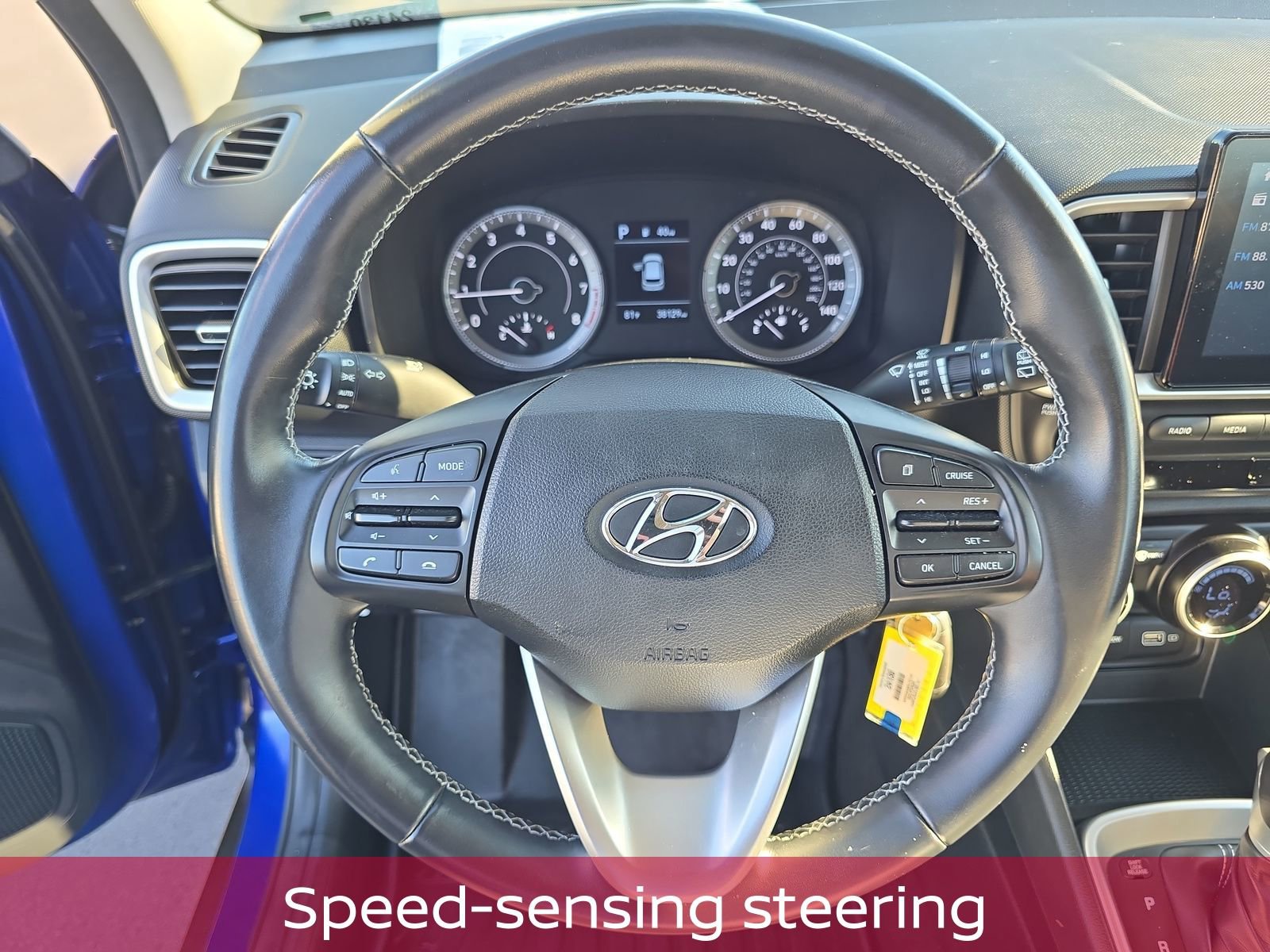 Used 2022 Hyundai Venue SEL image 16