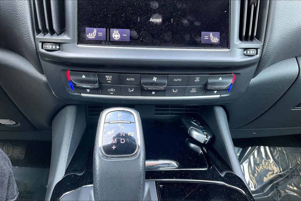 Used 2023 Maserati Levante Modena AWD/4WD image 15