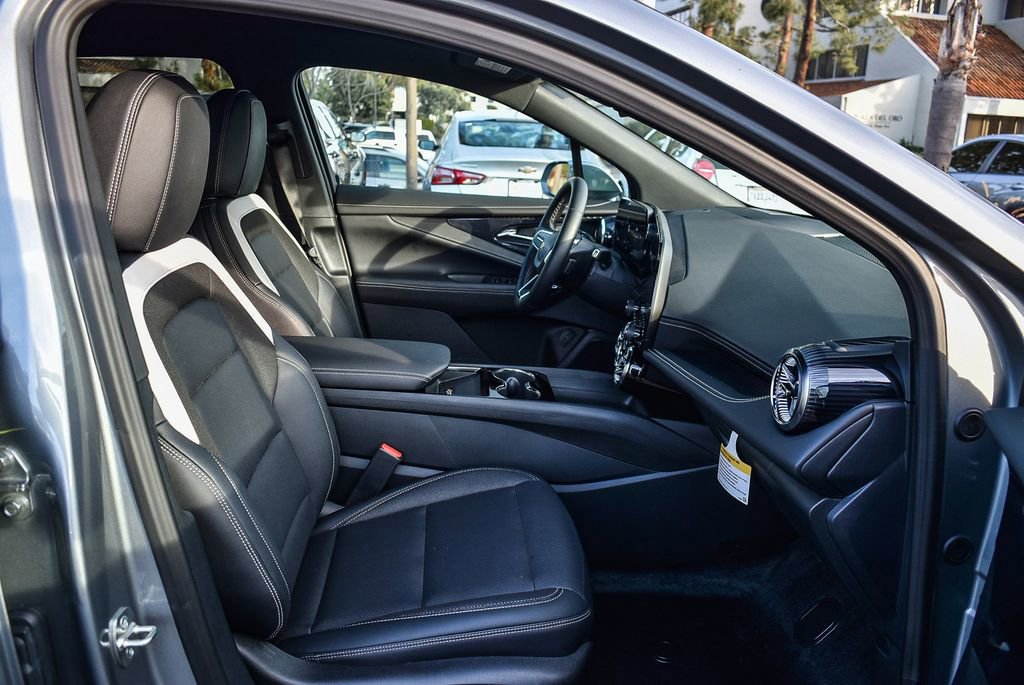 New 2026 Chevrolet Blazer EV LT image 15