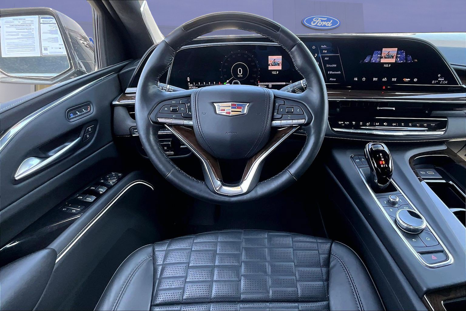Used 2023 Cadillac Escalade Premium Luxury Platinum image 8