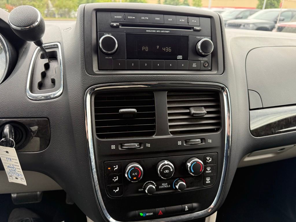 Used 2016 Dodge Grand Caravan SE w/ Quick Order Package 29E SE FWD image 16