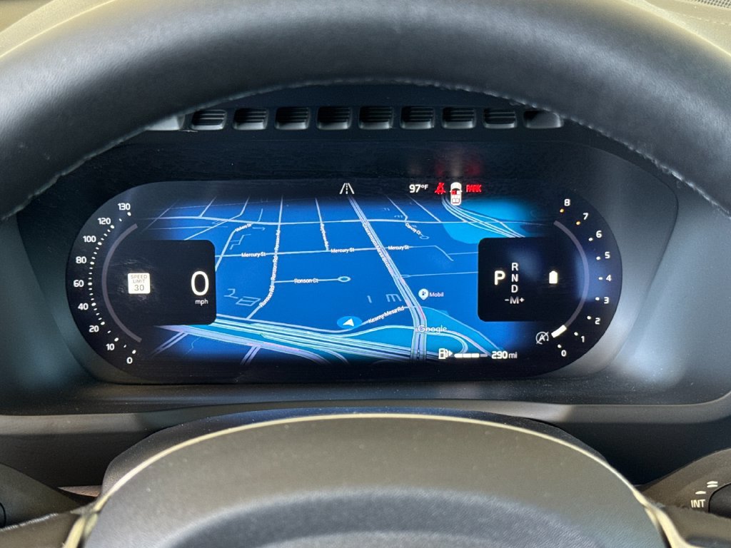 Certified 2026 Volvo XC90 B6 Plus AWD/4WD image 25