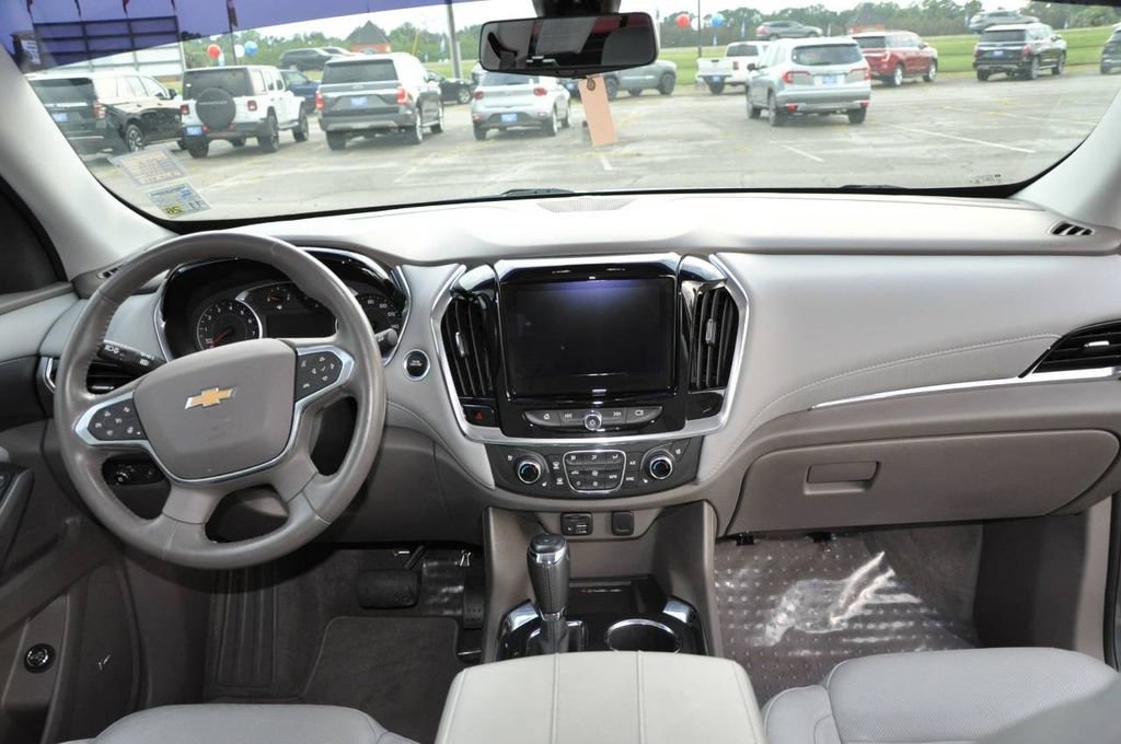 Used 2020 Chevrolet Traverse Premier image 18