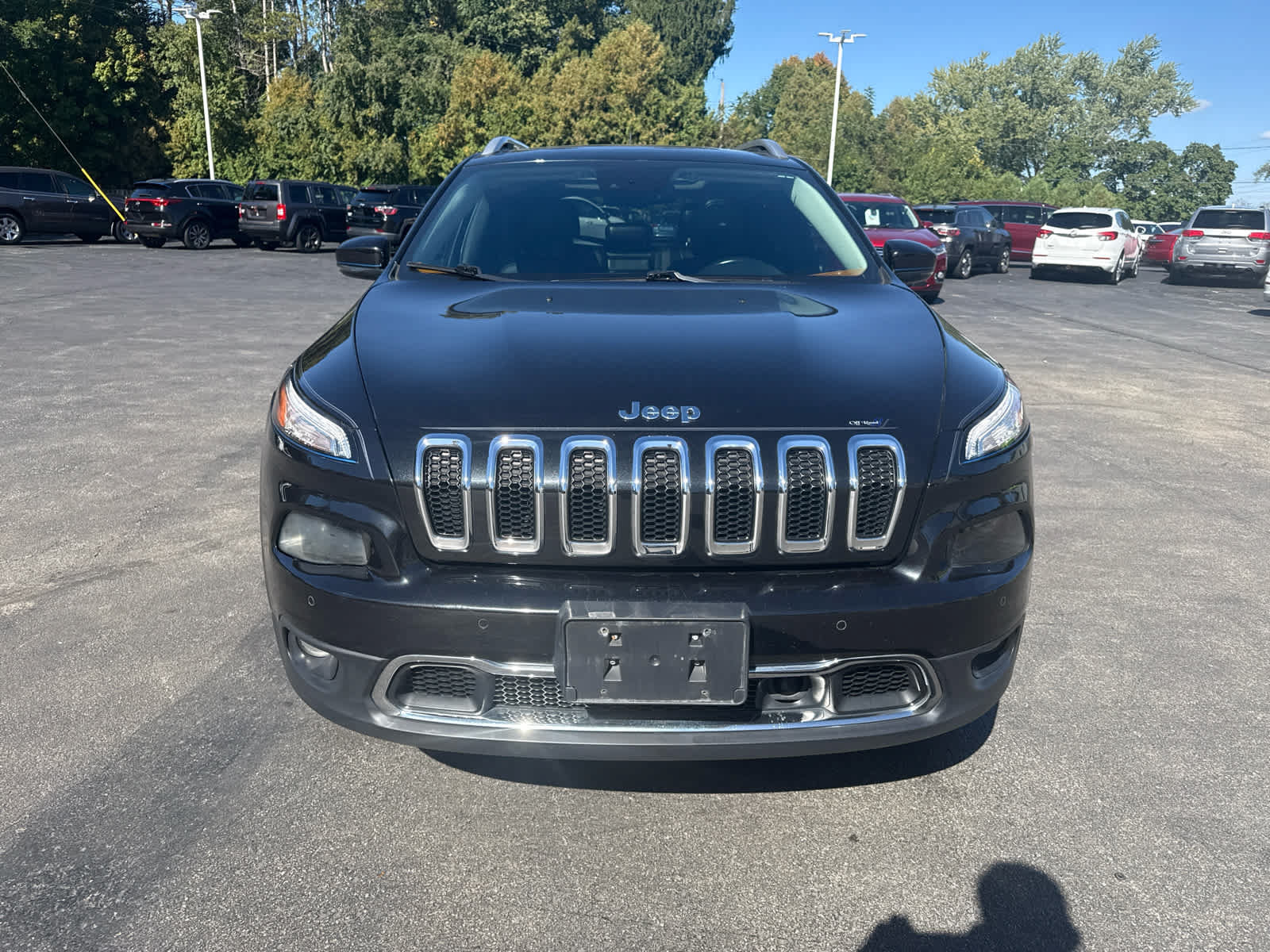 Used 2014 Jeep Cherokee Limited w/ Technology Group AWD/4WD image 8