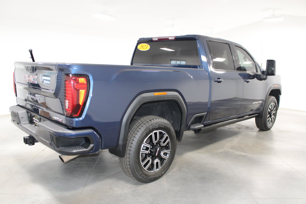 Used 2023 GMC Sierra 2500 AT4 AWD/4WD image 9