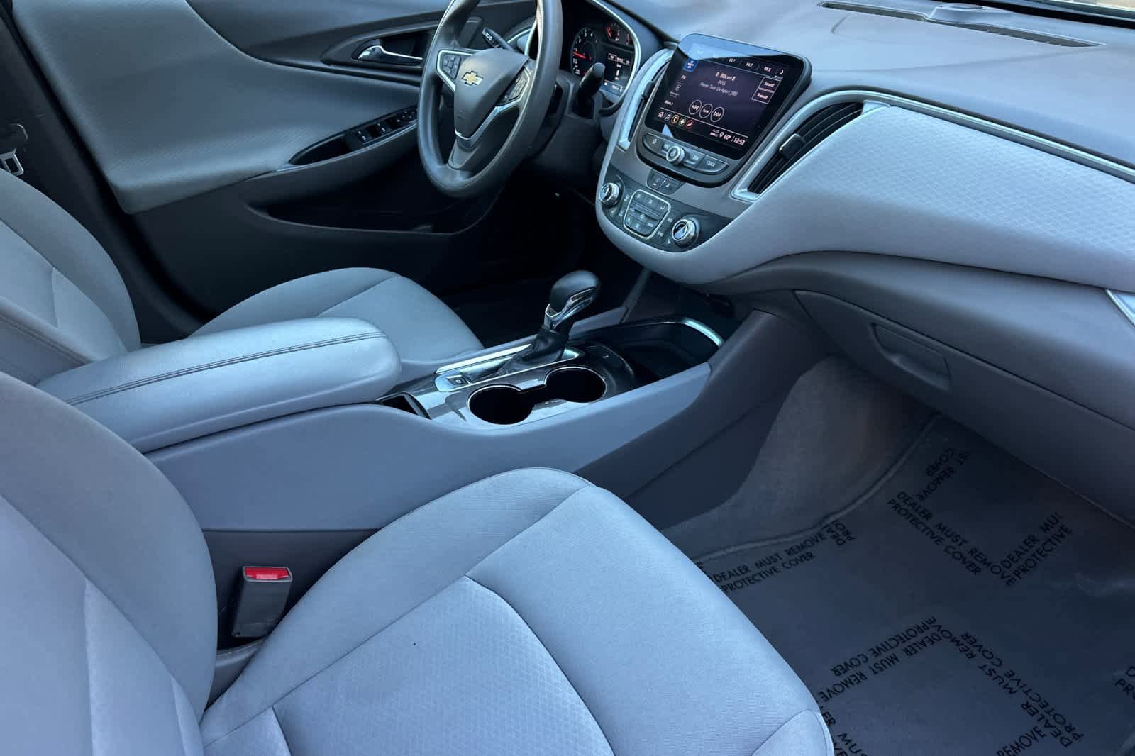 Used 2022 Chevrolet Malibu LT FWD image 16
