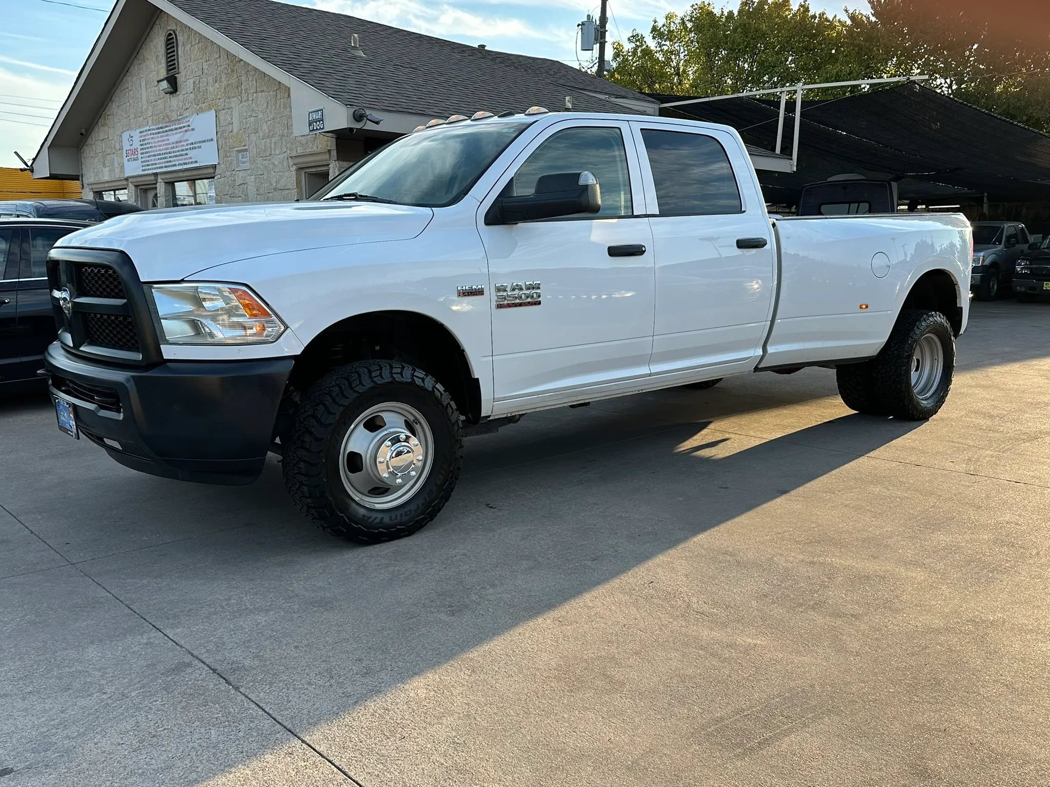 Used 2018 RAM 3500 Tradesman w/ Popular Equipment Group AWD/4WD image 2