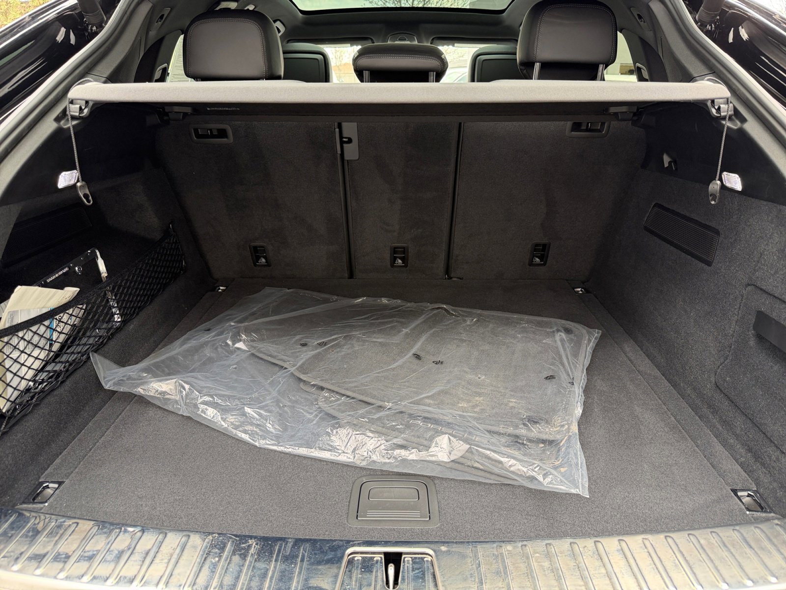 Used 2024 Porsche Cayenne Coupe image 30