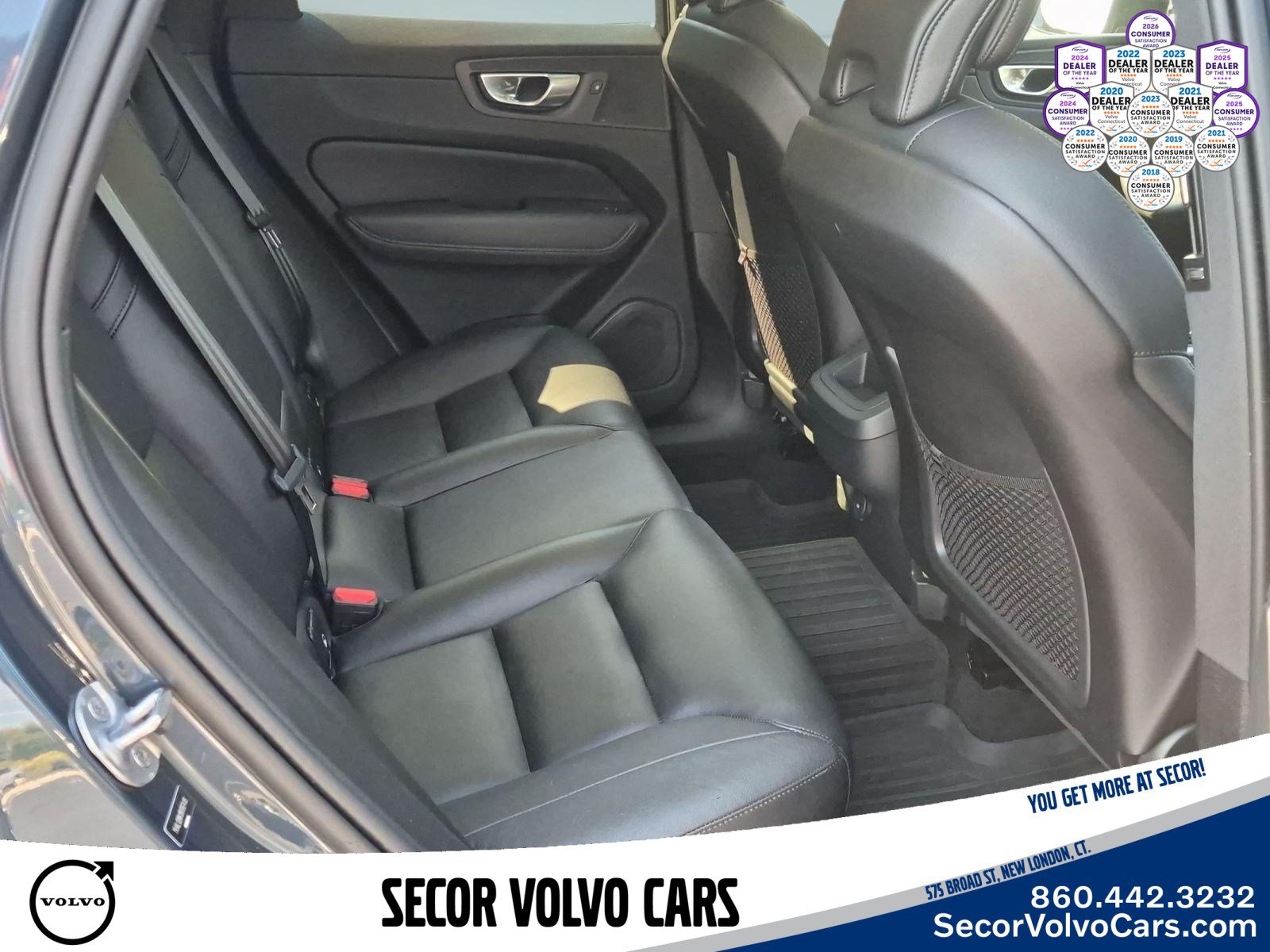 Used 2024 Volvo XC60 B5 Core w/ Climate Package AWD/4WD image 22
