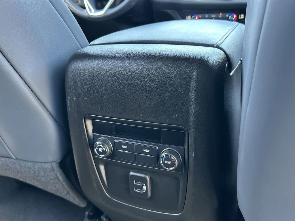 Used 2023 Buick Enclave Essence w/ Experience Buick Package AWD/4WD image 22