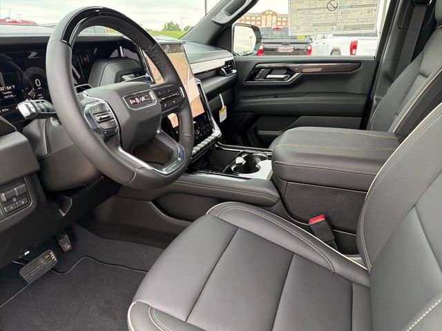 New 2026 GMC Yukon XL Elevation AWD/4WD image 16