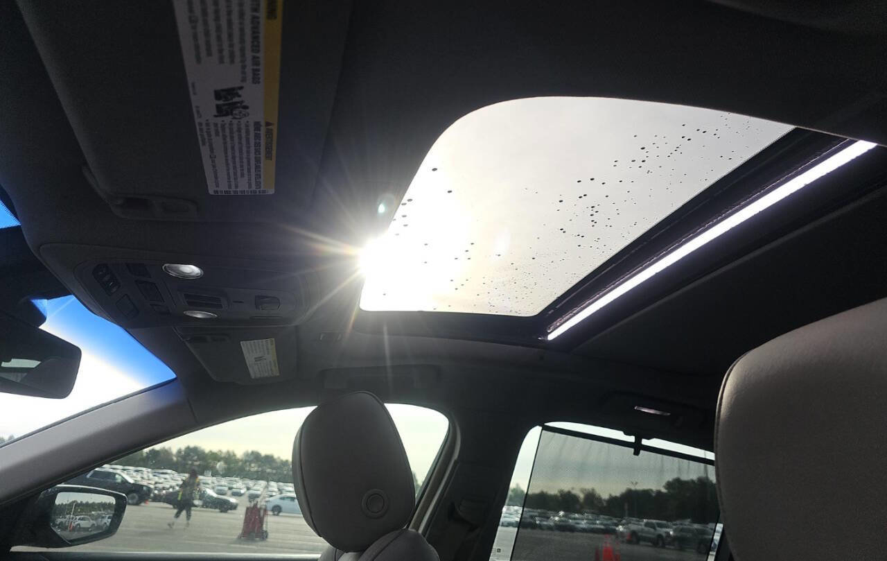 Used 2018 Cadillac CTS Premium Luxury RWD image 13