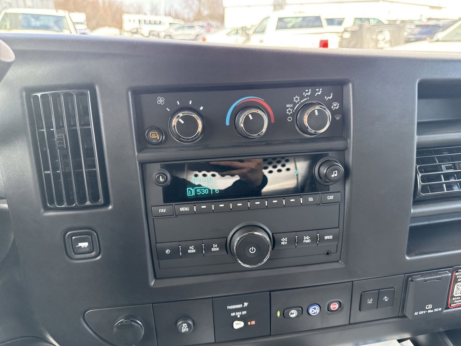 Used 2025 Chevrolet Express 2500 Extended w/ Communications Package image 18