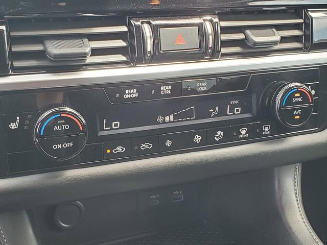 Certified 2025 Nissan Pathfinder SV image 25