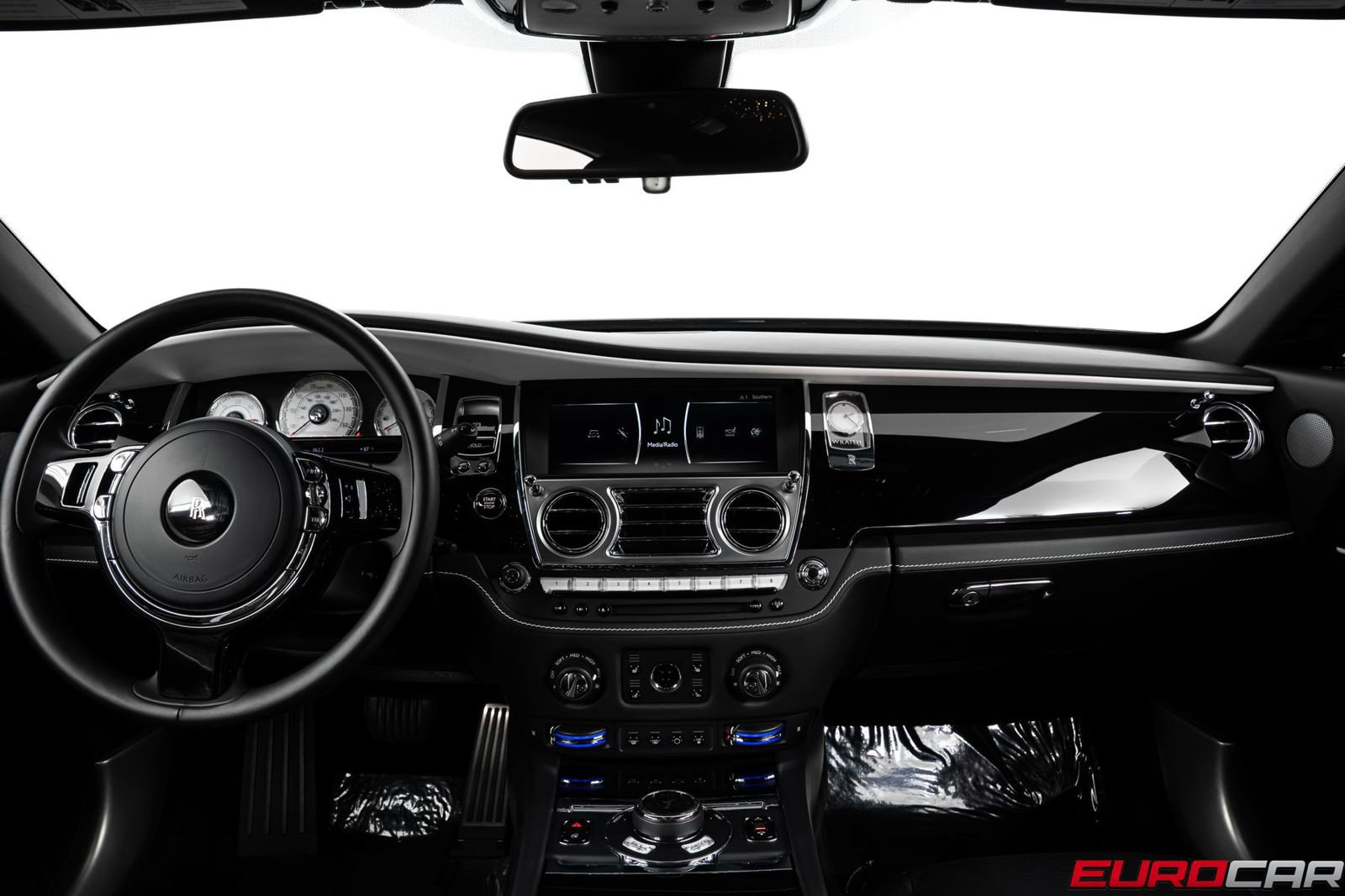 Used 2019 Rolls-Royce Wraith RWD image 24