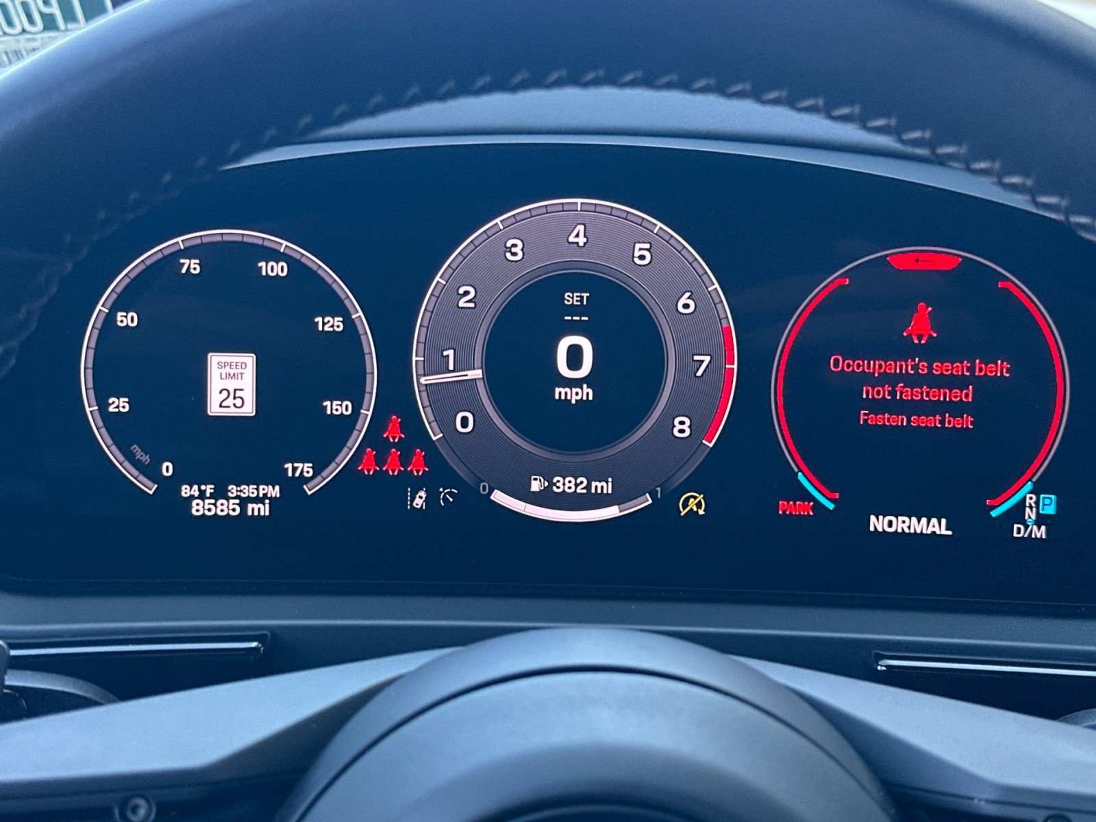 Certified 2025 Porsche Cayenne Coupe AWD/4WD image 23