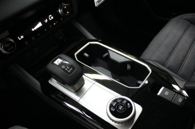 New 2026 Mitsubishi Outlander SE FWD image 14