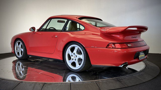 Used 1998 Porsche 911 GT3 RS image 3