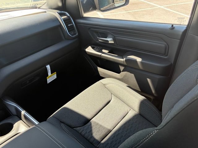 New 2026 RAM 1500 Express AWD/4WD image 30