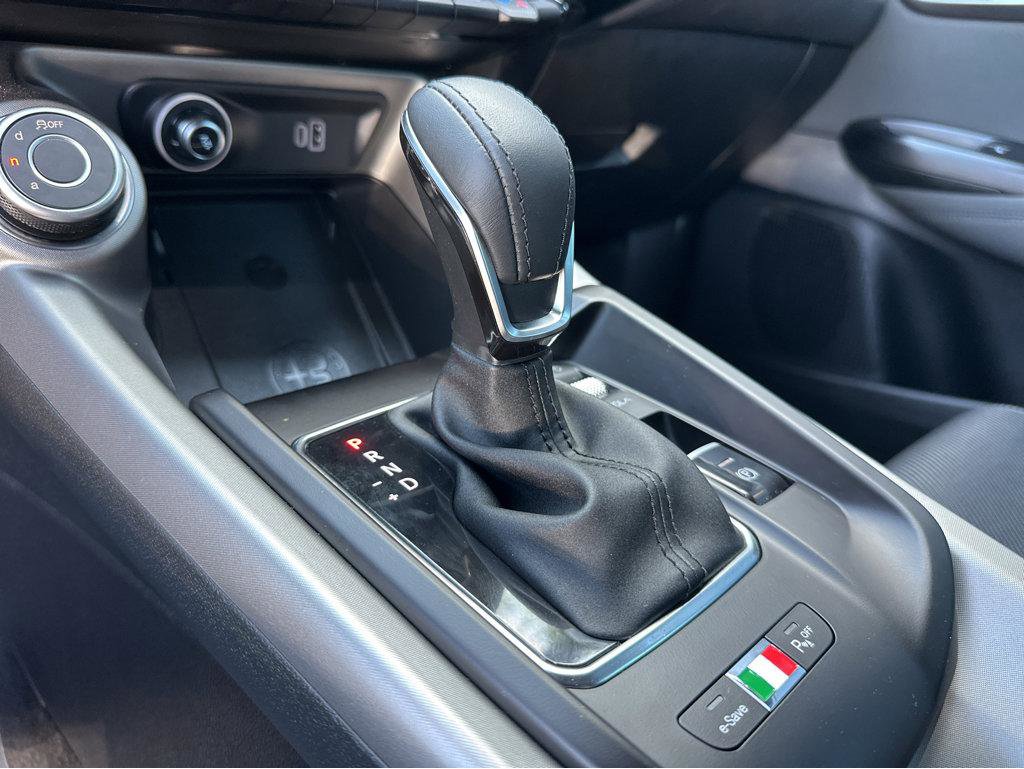 Used 2024 Alfa Romeo Tonale Ti AWD/4WD image 28